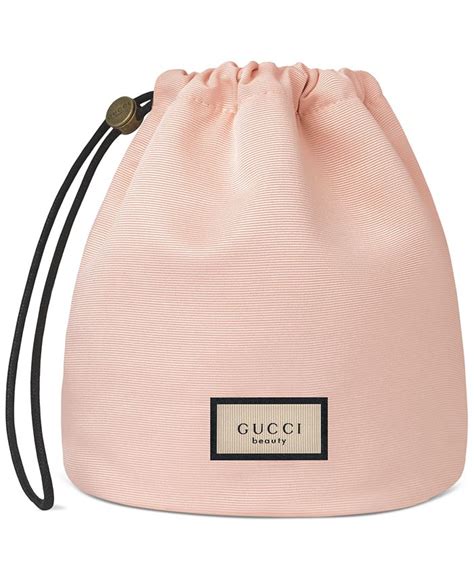 free Gucci pouch with perfume